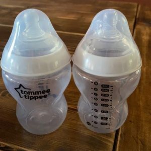 2 tommee tippee 9 oz bottles